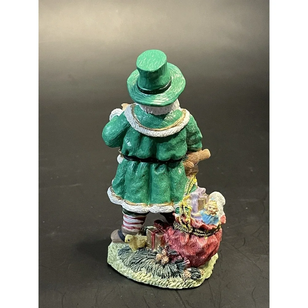 Irish International Santa Claus Figurine Ireland 1995 Vintage